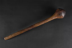 024_CH_BE_SammlungIrlet_Holzkeule